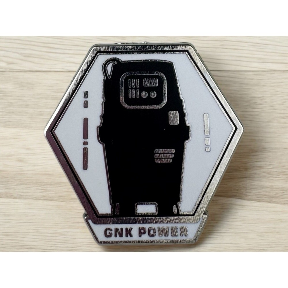 DISNEY STAR‎ WARS GALAXY'S EDGE GNK POWER DROID DEPOT MYSTERY PIN